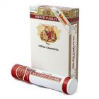       (Romeo y Julieta Wild Churchills) (.)
